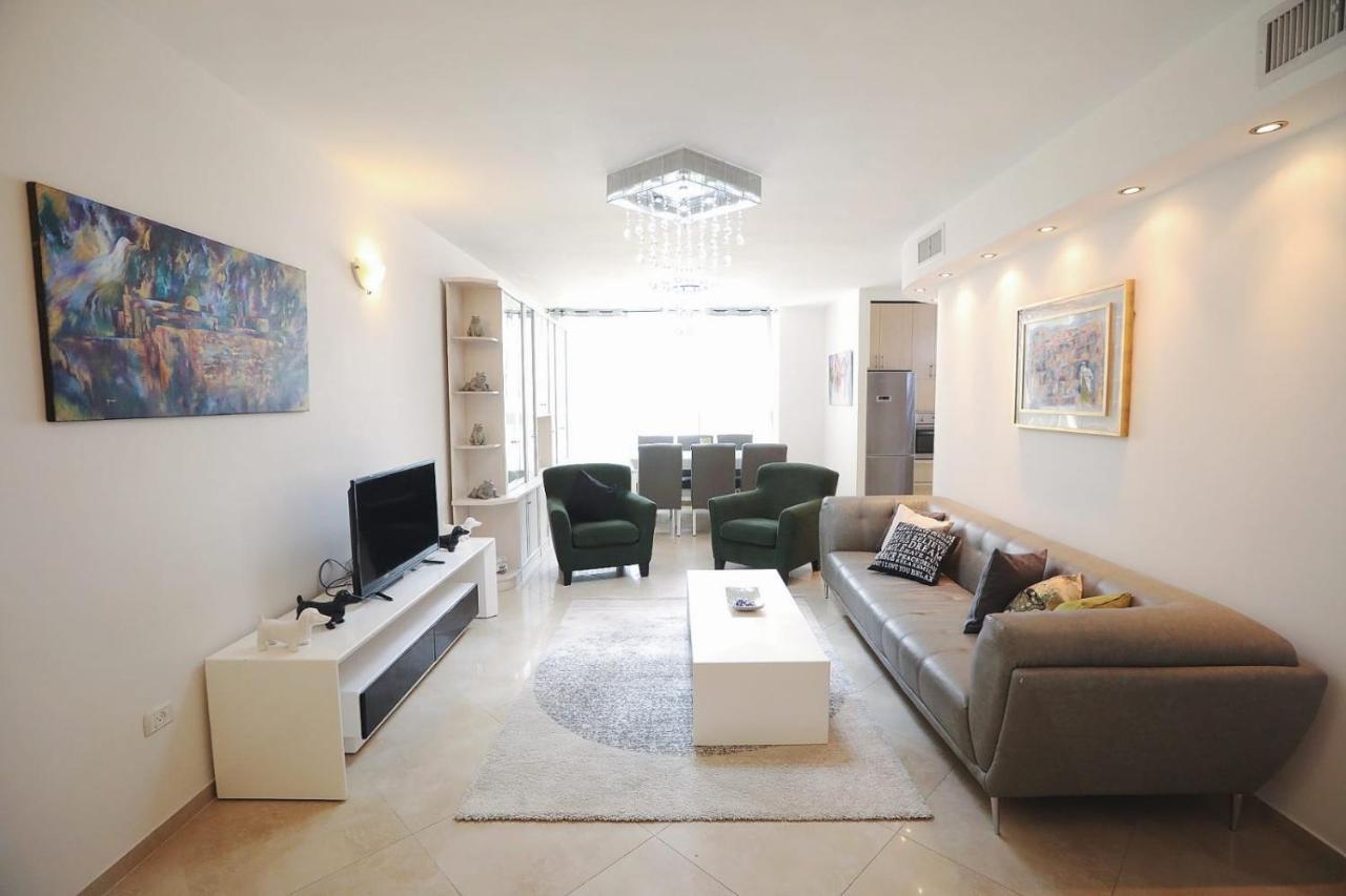 Art Apartment In Mamila - Parking Best Location 2 Jerusalem Exteriör bild