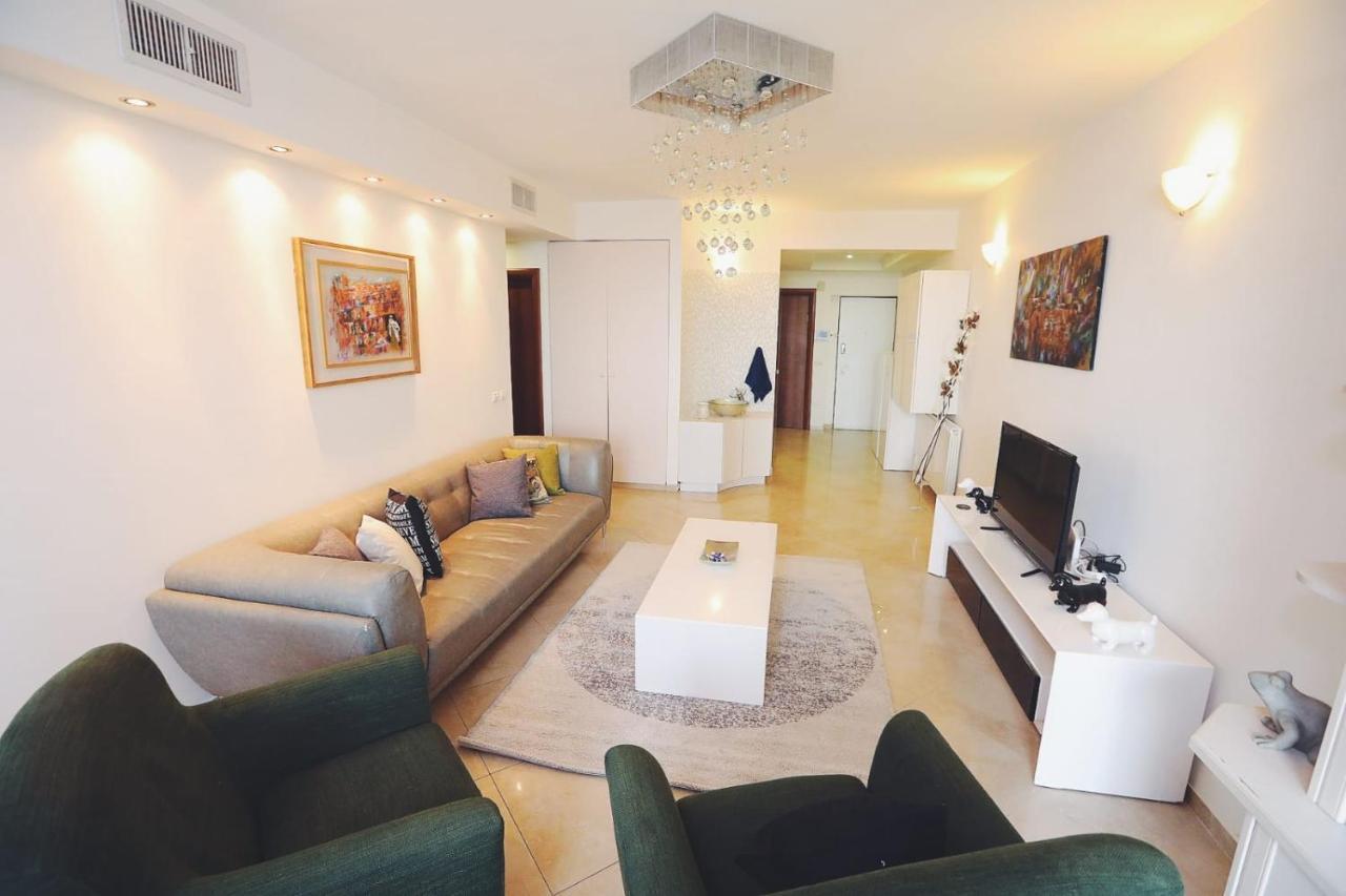 Art Apartment In Mamila - Parking Best Location 2 Jerusalem Exteriör bild