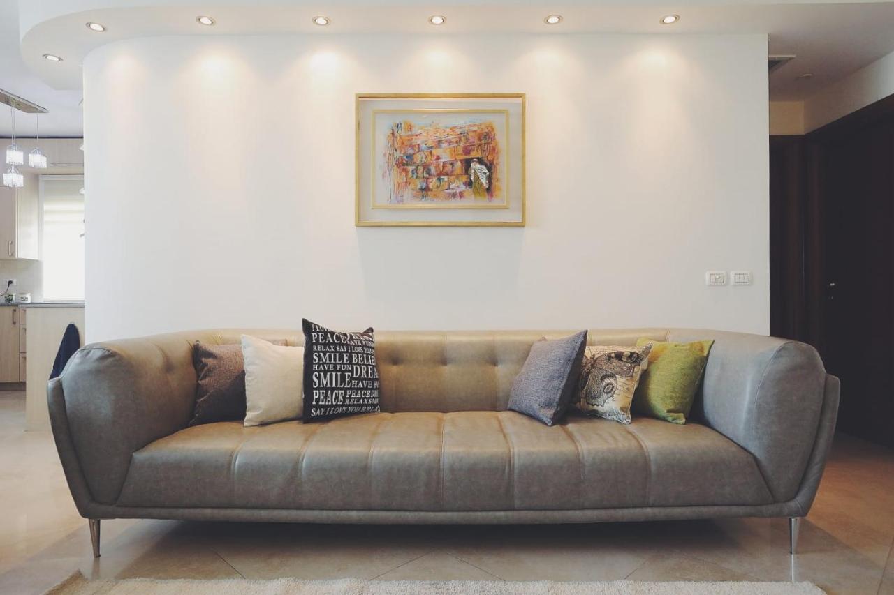 Art Apartment In Mamila - Parking Best Location 2 Jerusalem Exteriör bild
