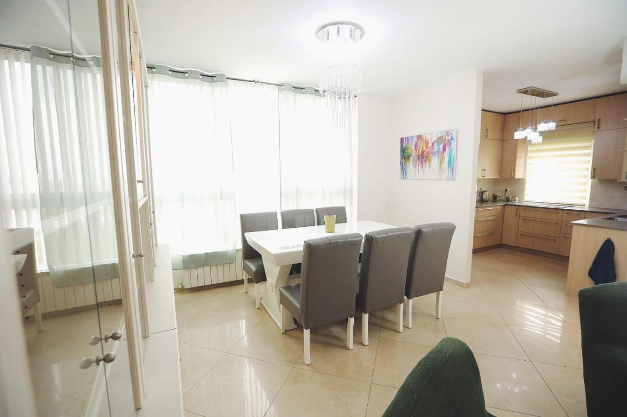Art Apartment In Mamila - Parking Best Location 2 Jerusalem Exteriör bild
